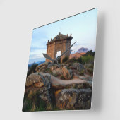 ancient medieval church スクエア壁時計 (傾斜)