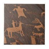 Ancient Newspaper Rock Petroglyphs Native American タイル (正面)