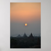 Ancient Temples at Sunset – Bagan, Myanmar ポスター (正面)