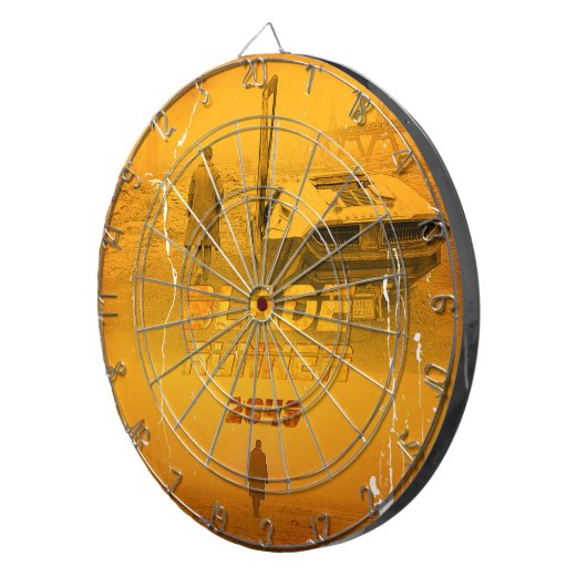 Android Dreams 2049 ダーツボード (正面右)