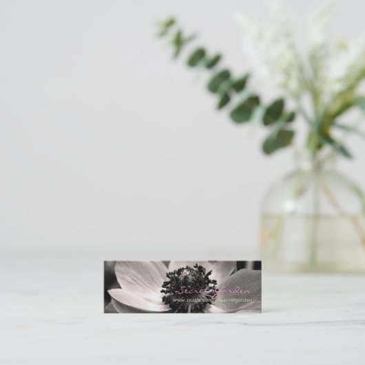 Anemone 1花の写真名刺 スキニー名刺 (スタンド正面)