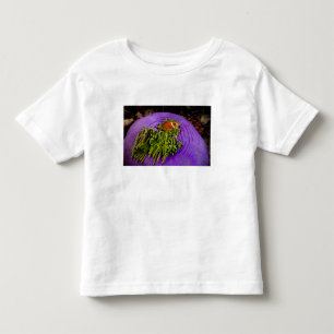 Anemonefishおよび大きいアネモネ トドラーTシャツ