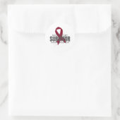 Aneurysm Survivor Sticker with Burgundy Ribbon ラウンドシール (バッグ)
