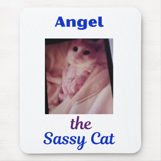 Angel the Sassy Cat Paw Cat Mousepad  マウスパッド (正面)