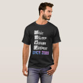 Anime 2009誕生日ギフト日本の食べSleep Anime Tシャツ (正面フル)