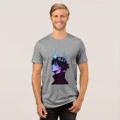 Anime King Gothic Male Portrait with Blue Crown トライブレンドTシャツ (正面全面)