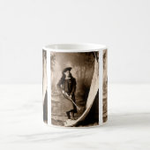 Annie Oakley恋しく思とGun、ヴィンテージ写真ポートレート コーヒーマグカップ (中央)