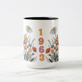 Año de nacimiento de las mujeres de flores silvest ツートーンマグカップ (中央)