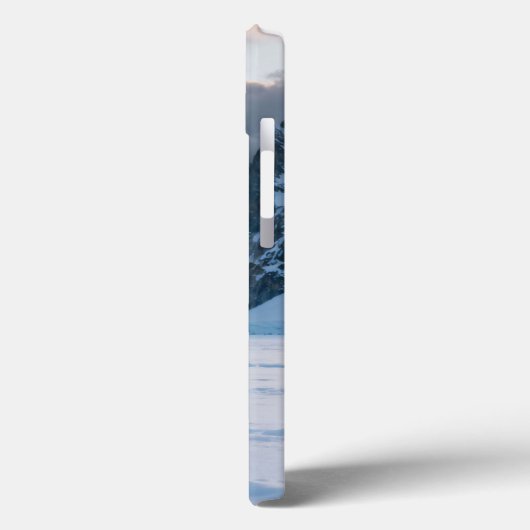 Antarctic Solitude: Penguin "But Why?" Quest Art Case-Mate iPhoneケース (裏面 / 左)