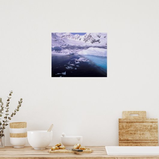 Antarctica. Expedition through icescapes ポスター (キッチン)