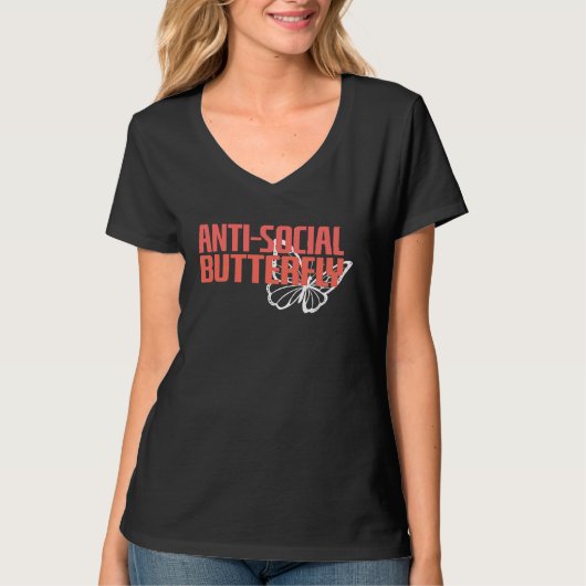 Anti Social Butterfly  Introvert Social Distancing Tシャツ (正面)