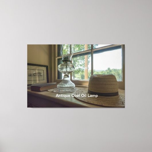 Antique Coal Oil Lamp and Straw Hat キャンバスプリント (正面)