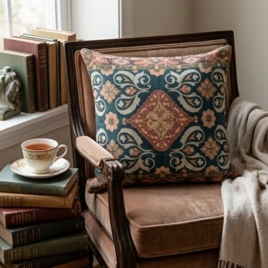 Antique Teal and Maroon Persian Medallion クッション