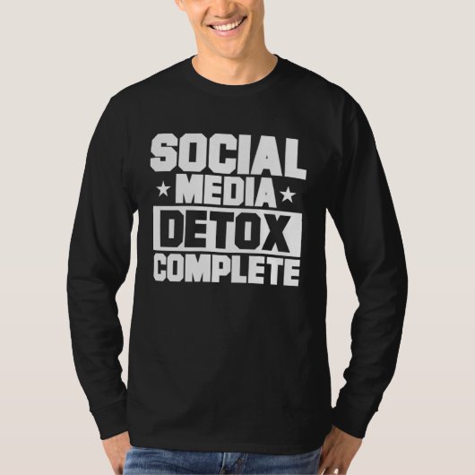Antisocial Social Media Detox Complete Introvert Tシャツ (正面)