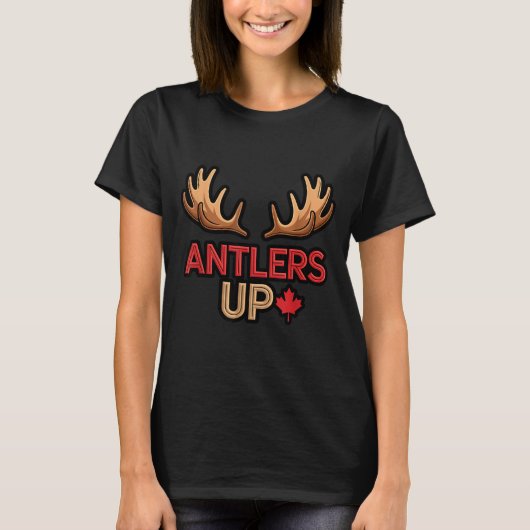Antlers Up Canadian Pride Funny Canada Flag Moose  Tシャツ (正面)