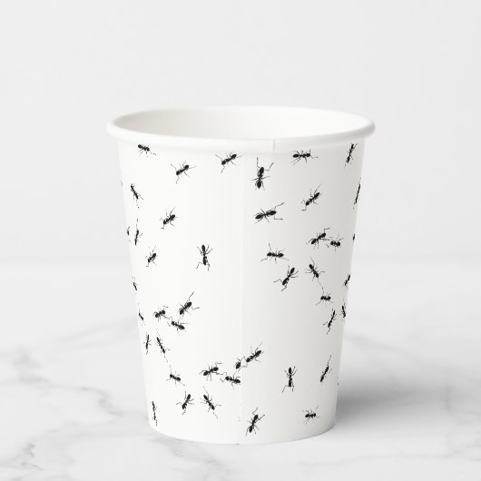 Ants prank 紙コップ (右)