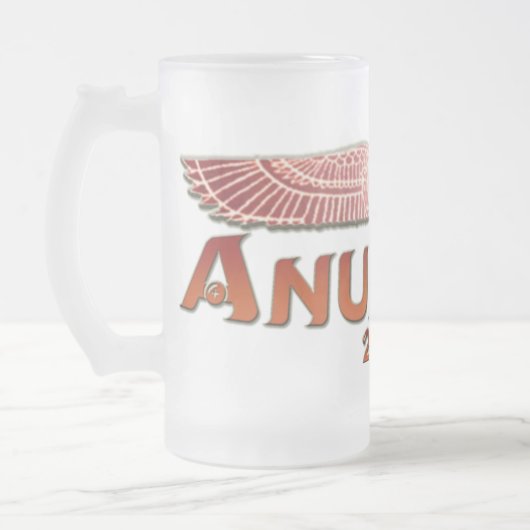 *Anunnaki 2012*のマグ フロストグラスビールジョッキ (左)