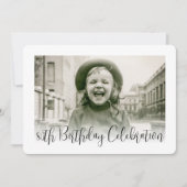 ANY誕生日2フォトモダントレンディースクリプトパーティー 招待状 (正面)