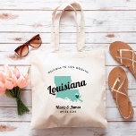 Any Color Louisiana Map結婚's Welcomeバッグ, トートバッグ<br><div class="desc">ルイジアナ結婚のイメージを搭載し、郊外のお客様を対象に結婚の週末のウェルカム抱き枕。このデザインの任意の部分の色を編集したり、ハートを自分の場所に移動したりで結婚きる。色を変更するにはクリック、カスタマイズしてから「デザインツールを使用して編集」を行う。 編集する要素を選択し、ツールを使用して変更を行う。</div>
