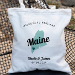 Any Color Maine Map結婚's Welcomeバッグ, トートバッグ<br><div class="desc">メイン結婚州のイメージを持つ郊外のお客様に向け結婚て、週末のウェルカム抱き枕。このデザインの任意の部分の色を編集したり、ハートを自分の場所に移動したりで結婚きる。色を変更するにはクリック、カスタマイズしてから「デザインツールを使用して編集」を行う。 編集する要素を選択し、ツールを使用して変更を行う。</div>