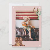 any yearピンクウェスタン女性のカーボーイ誕生日 招待状 (裏面)