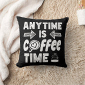 Anytime Isコーヒータイムカフェイン中毒誕生日 クッション (ブランケット)