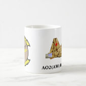 AO2 (AW) Bryan DeBrieのマグ コーヒーマグカップ (中央)