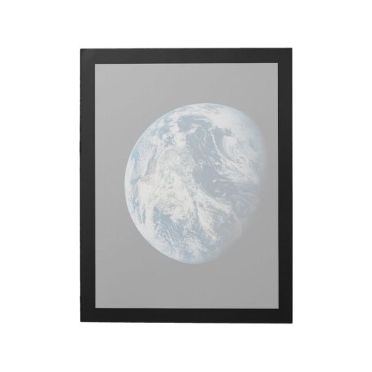 Aollo 8宇宙船から取り出された地球。 ノートパッド (回転)