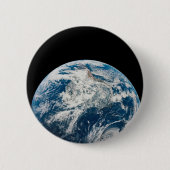 Aollo 8宇宙船から取り出された地球。 缶バッジ (正面)