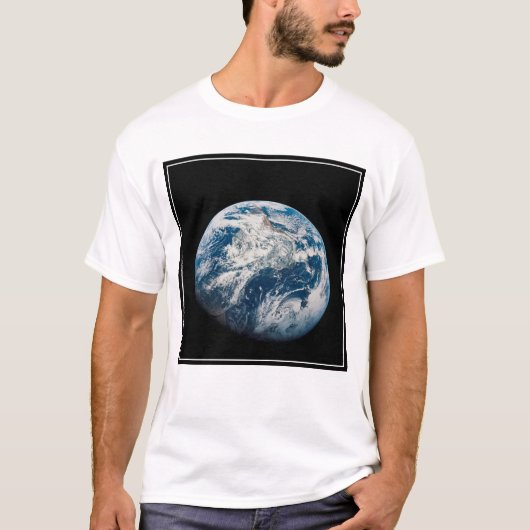 Aollo 8宇宙船から取り出された地球。 tシャツ (正面)
