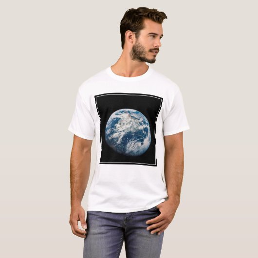 Aollo 8宇宙船から取り出された地球。 tシャツ (正面フル)