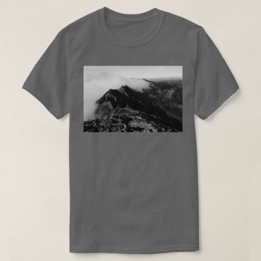Aonach Eagach Ridge Tシャツ (デザイン正面)