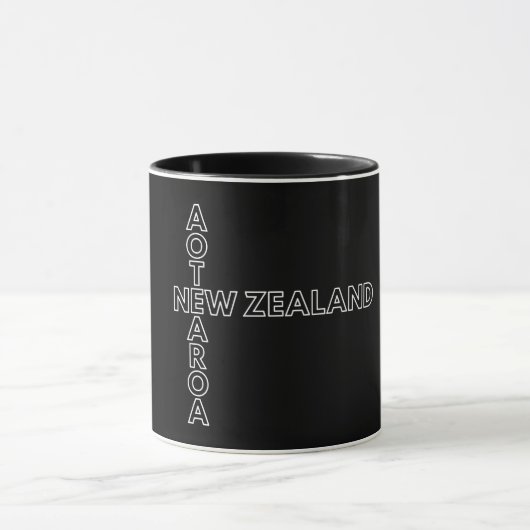 Aotearoaニュージーランド、黒と白のNZパターン マグカップ (中央)