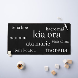 AOTEAROAニュージーランドTe Reo Maori NZ Kiwi Greeting デスクマット