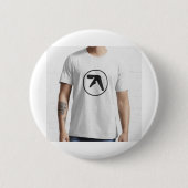 Aphex Twin Merchandise Essential Tシャツ 缶バッジ (正面)