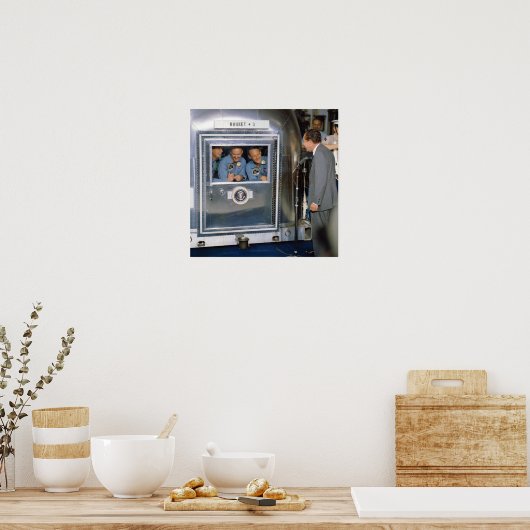 Apollo 11 Crew In Quarantine ポスター (キッチン)