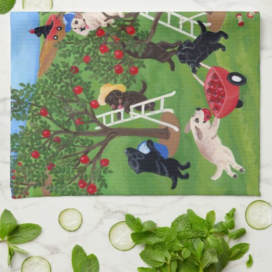 Appleの農場のラブラドールの絵を描くこと キッチンタオル (折り畳み)