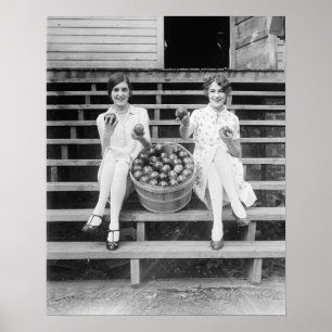 Apple Harvest Girls, 1927.ヴィンテージ写真 ポスター