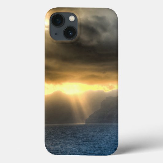 Apple iPhone 13ケースのケースメイト Case-Mate iPhoneケース (裏面)