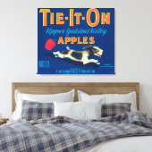 Apple Labelに結ぶ(青) - Tieton, WA キャンバスプリント (インサイチュ (寝室))