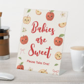 Apple of My Eye Baby Showerのベビーは甘い 台座サイン (インサイチュ)