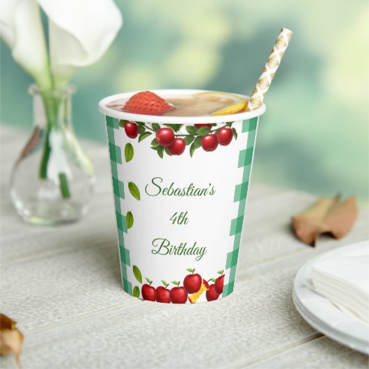 Apple of Our Eye Gingham Birthday Cups 紙コップ (インサイチュ)