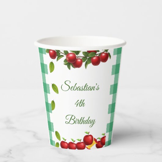 Apple of Our Eye Gingham Birthday Cups 紙コップ (正面)