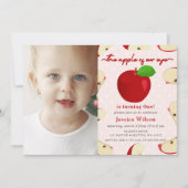 Apple of Our Eye Photo First誕生日 招待状 (正面)
