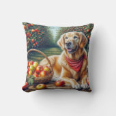 Apple Orchardのゴールデンレトリバー クッション (正面)