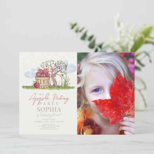 Apple Picking Basket & Apple Tree誕生日写真 招待状 (スタンド正面)