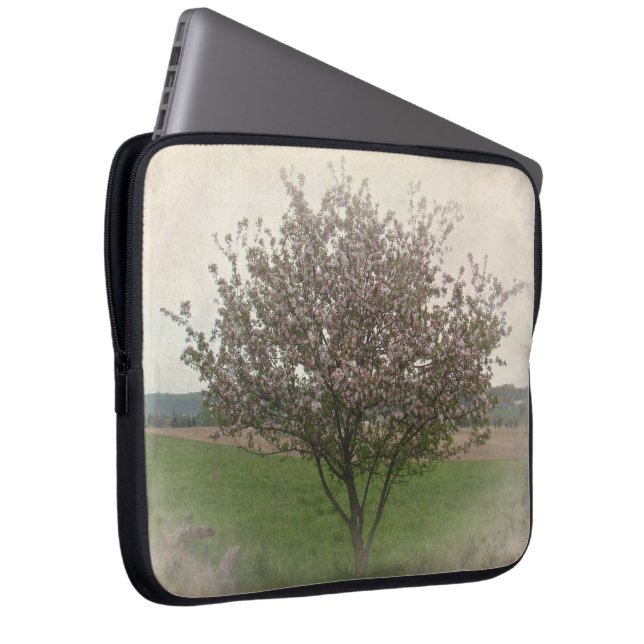 Apple Treeの開花 ラップトップスリーブ (正面右)