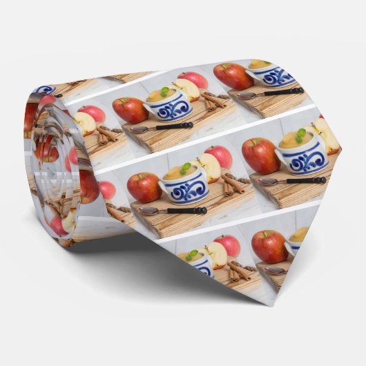 Applesauce with cinnamon in stoneware bowl ネクタイ (ロール)