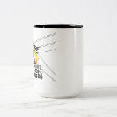 Apprentice Lineman Graduation Electrical  ツートーンマグカップ (中央)