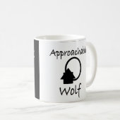 Approachable Wolf Mug by JHT コーヒーマグカップ (正面右)